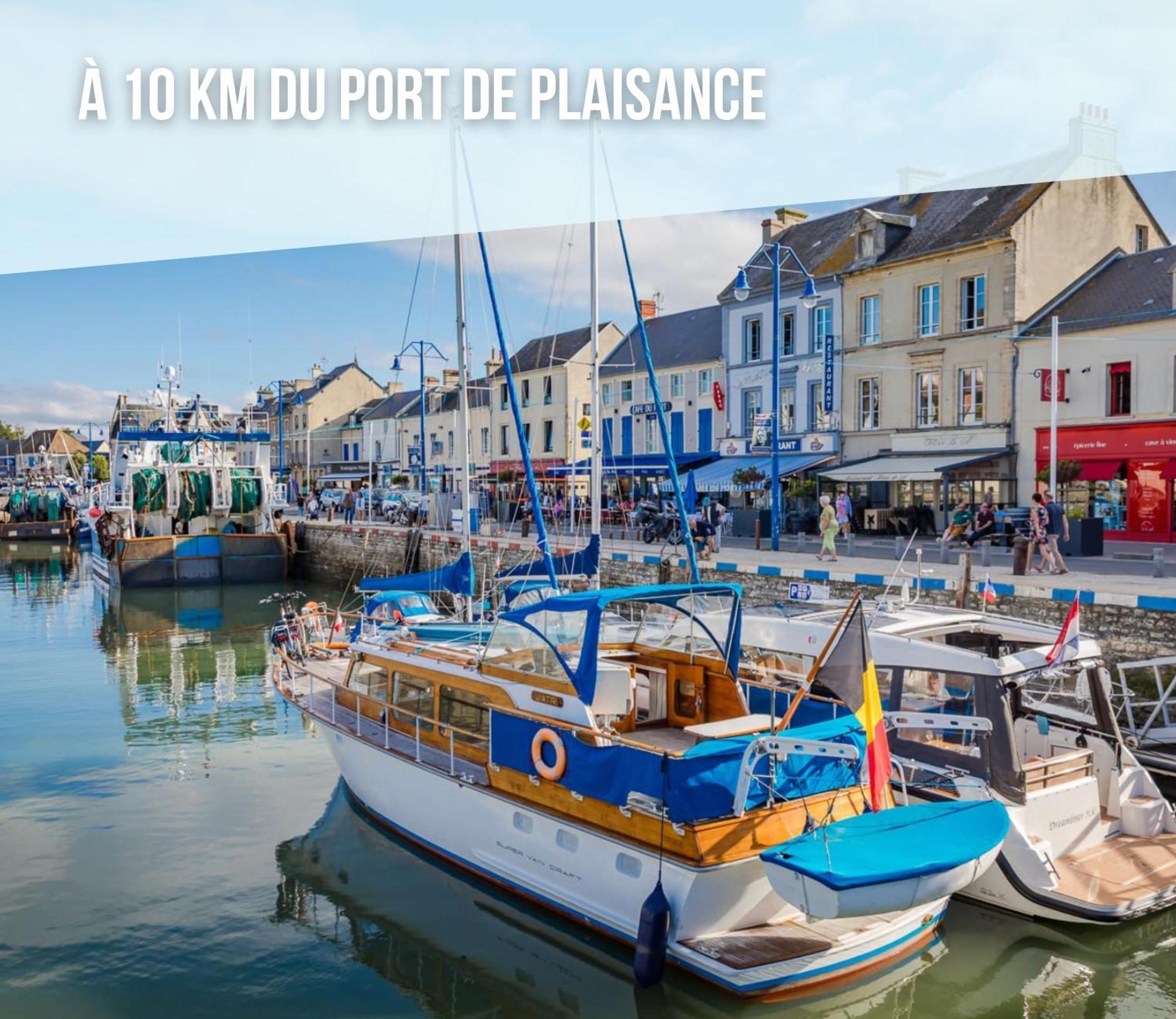 Les Combles De L Aure Grand Studio Cosy Confortable Classe 3 Etoiles Centre Bayeux 2 Mn A Pied Cathedrale Proche Plages Du Debarquement Ngoại thất bức ảnh